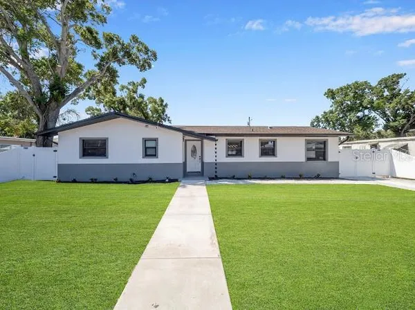 $579,000 | 6040 84th Avenue North, Pinellas Park, FL 33781