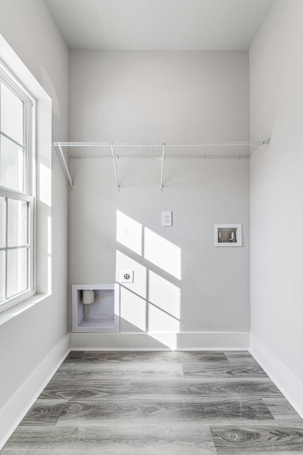 539 Tulip Springs Road Hermitage, TN 37076 - Photo 32 of 69 a view of empty room with wooden floor and fan
