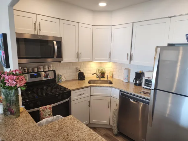 $1,500 | 9400 Atlantic Avenue, Unit 1005, Margate City, NJ 08402