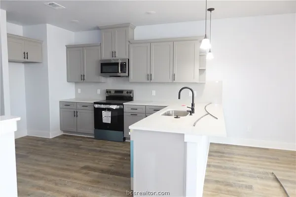 $2,700 | 2162 Big River Street, College Station, TX 77840