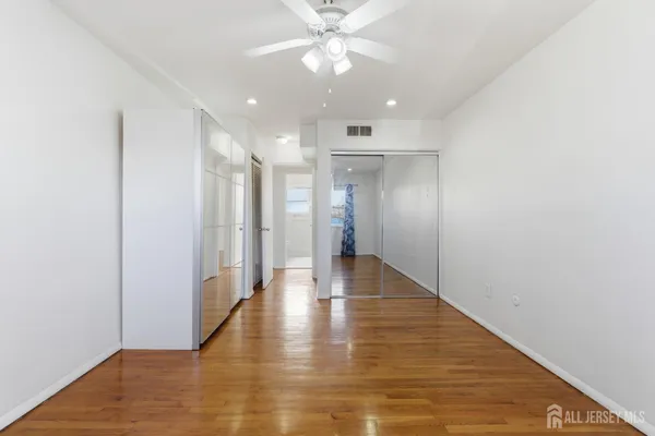$2,300 | 161 Evergreen Road, Unit 2A, Edison, NJ 08837