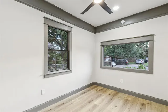 $2,400 | 810 South Montclair Avenue, Dallas, TX 75208