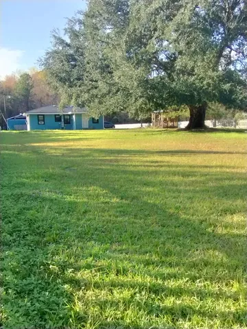 $140,000 | 236 County Rd S-45-821, Kingstree, SC 29556