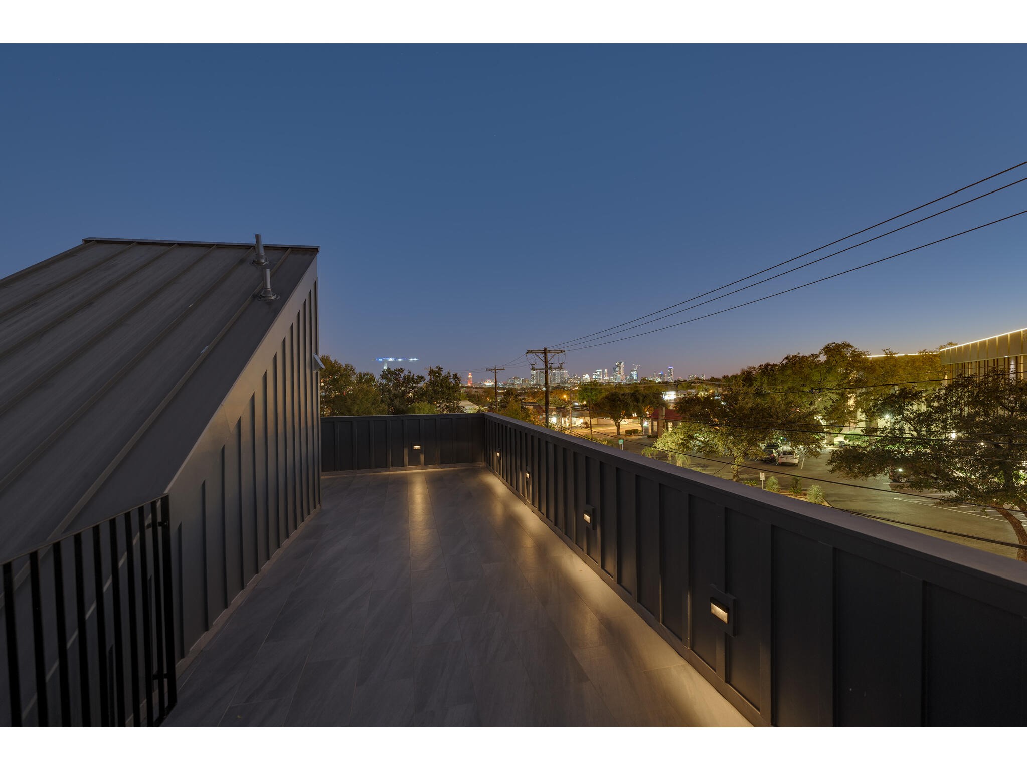 3617 Bull Creek Road Austin, TX 78731 - Photo 13 of 17 a view of balcony with furniture