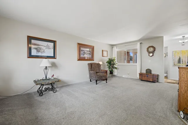 $275,000 | 5632 Cambridge Lane, Unit 1, Mount Pleasant, WI 53406