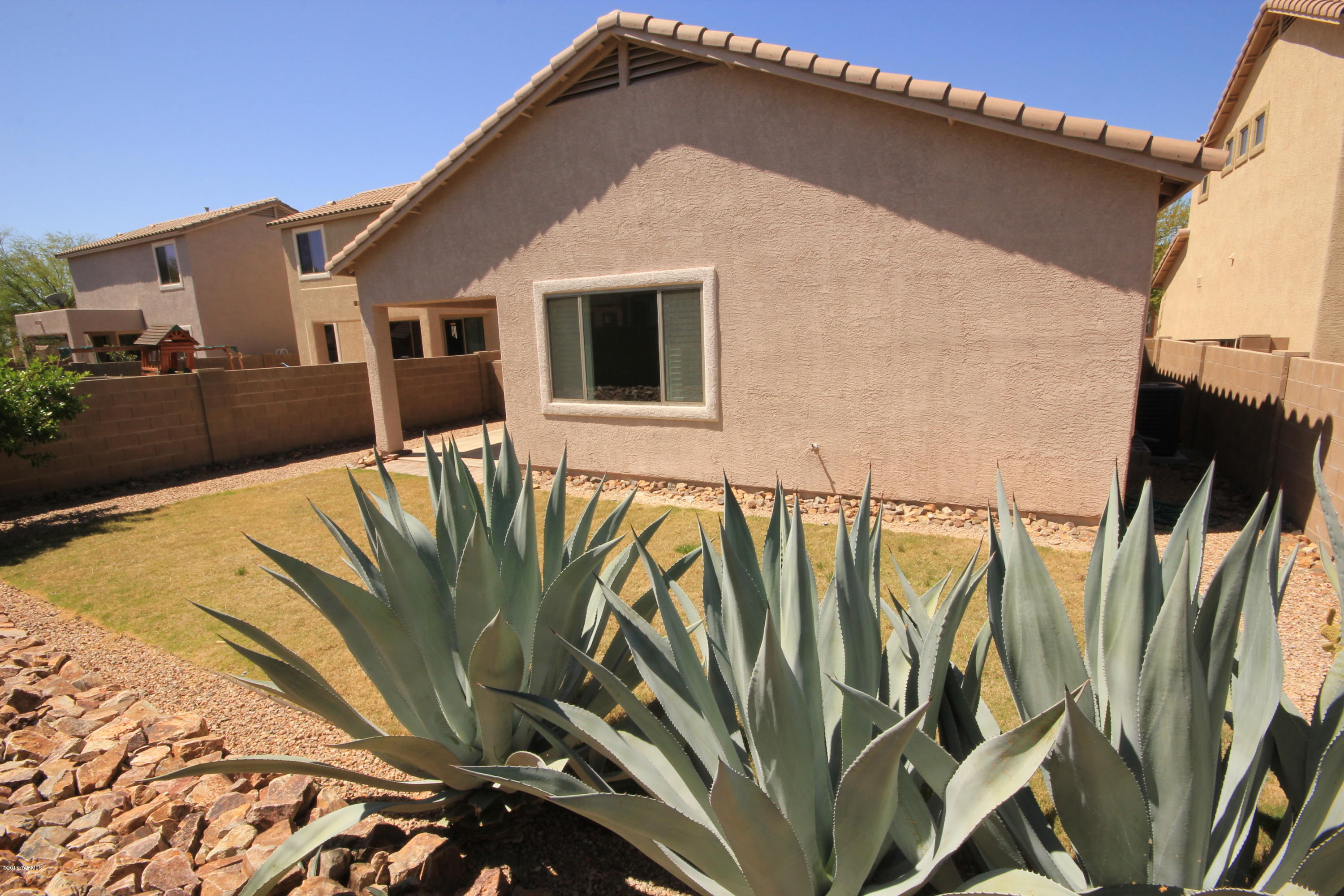 12874 Bloomington Loop Tucson, AZ 85755 - Photo 37 of 44