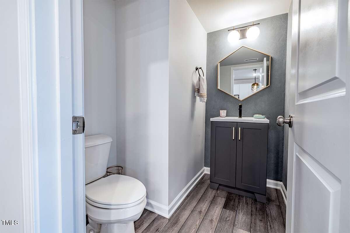 113 Velten Ridge Drive Durham, NC 27713 - Photo 15 of 39 Quadros.15