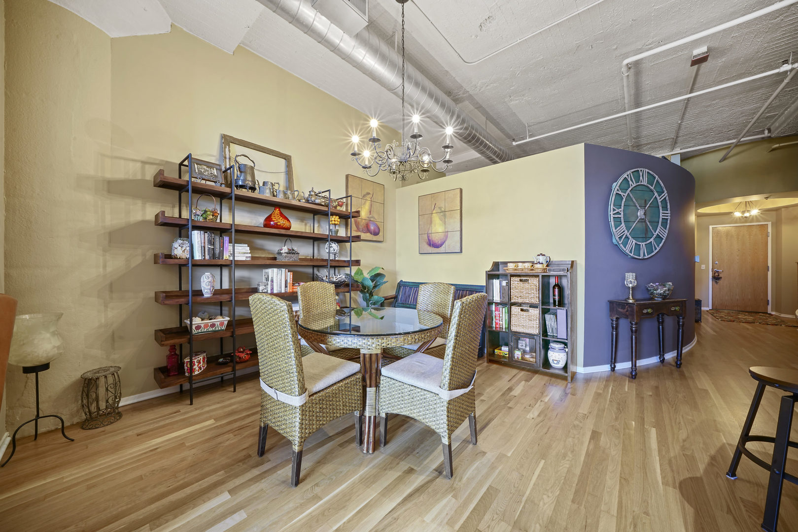 1530 South State Street, Unit 407 Chicago, IL 60605 - Photo 8 of 35