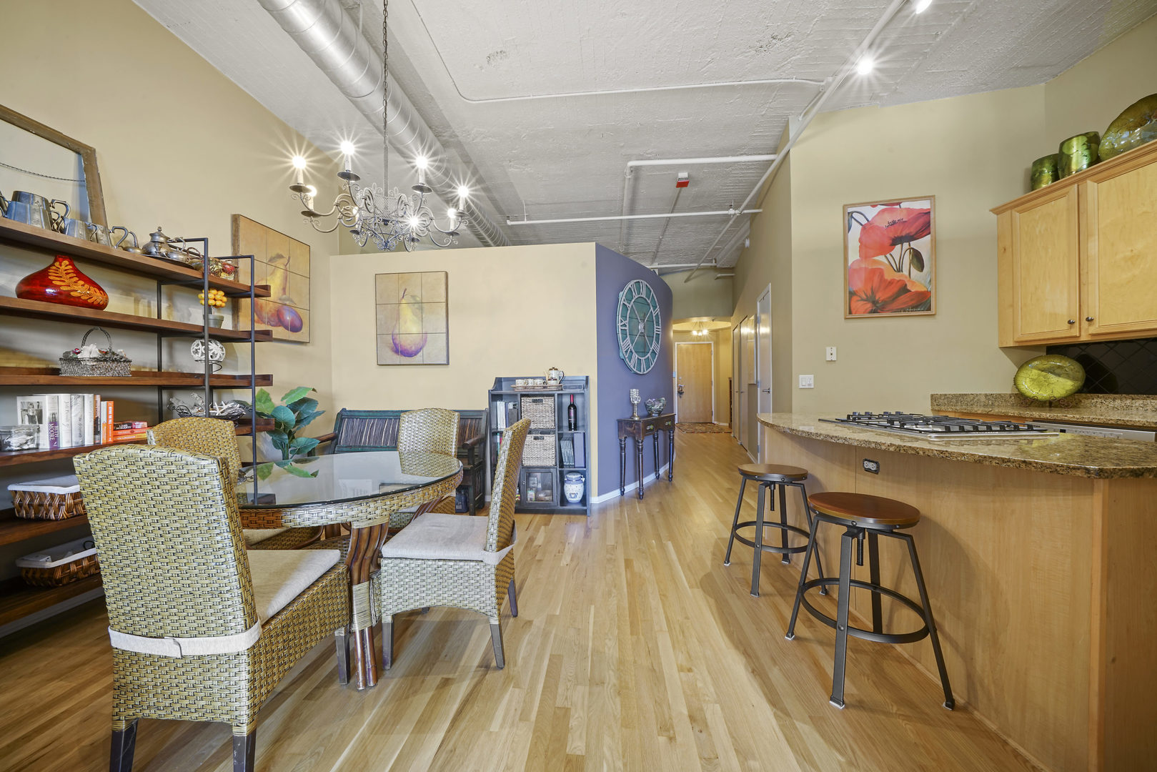 1530 South State Street, Unit 407 Chicago, IL 60605 - Photo 10 of 35