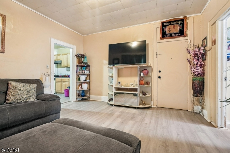 181 Pierson Street Orange, NJ 07050 - Photo 14 of 19