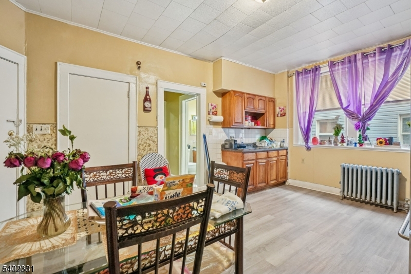 181 Pierson Street Orange, NJ 07050 - Photo 5 of 19