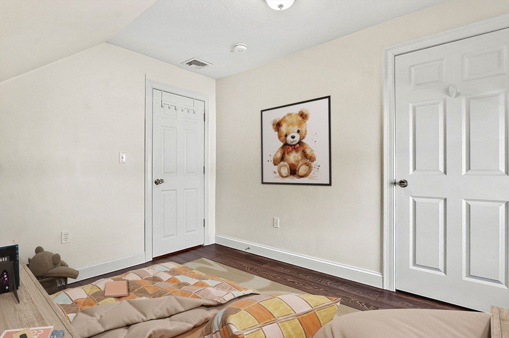 28 Robbins Street, Unit 2 Waltham, MA 02453 - Photo 19 of 24