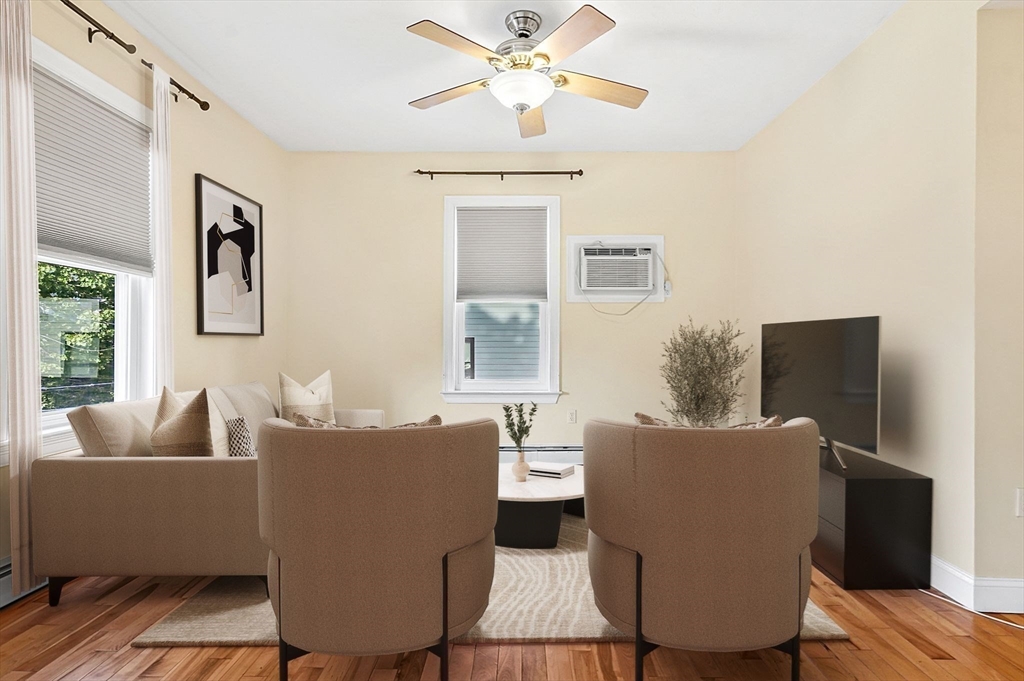 28 Robbins Street, Unit 2 Waltham, MA 02453 - Photo 9 of 24