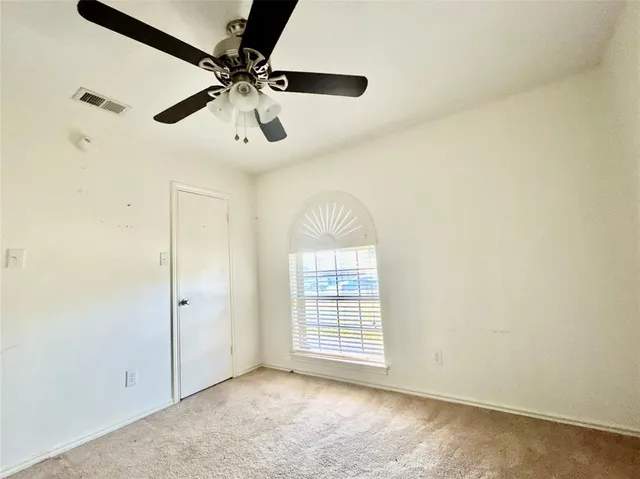 $2,500 | 6010 Fawn Valley Lane, Rowlett, TX 75089