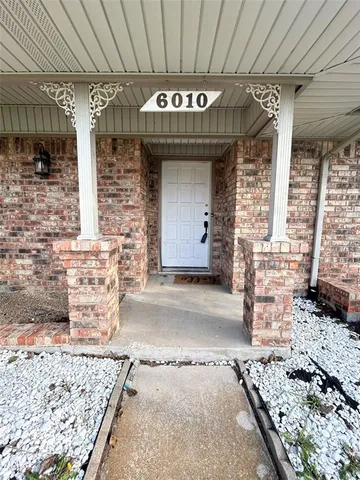 $2,500 | 6010 Fawn Valley Lane, Rowlett, TX 75089