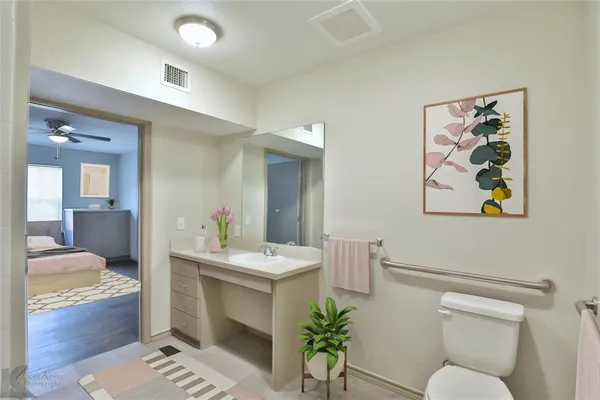 $1,200 | 2800 Sayles Boulevard, Unit 10A, Abilene, TX 79605