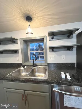 $1,475 | 319 West 4th Street, Unit B, Waynesboro, PA 17268