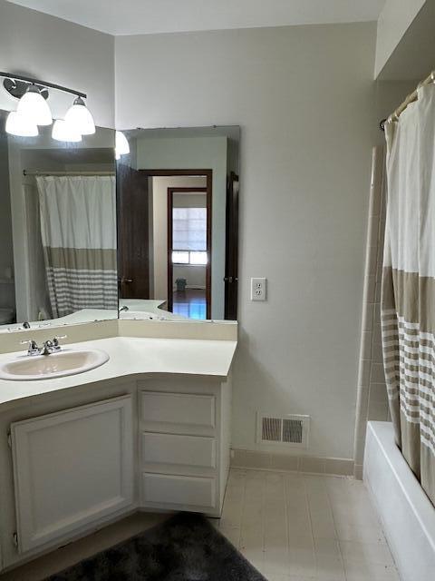 301 Meadow Bridge Drive Rochester Hills, MI 48307 - Photo 18 of 29 IMG_0402