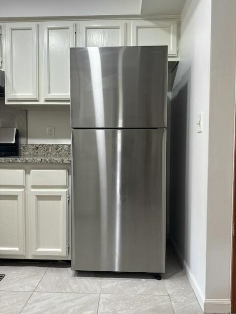 301 Meadow Bridge Drive Rochester Hills, MI 48307 - Photo 7 of 29 79649758715__A8B4433F-6928-4732-B45B-36A