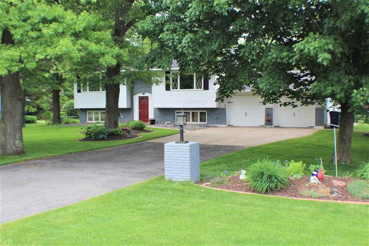 1750 Shadow Lawn Road Kronenwetter, WI 54455 - Photo 1 of 1