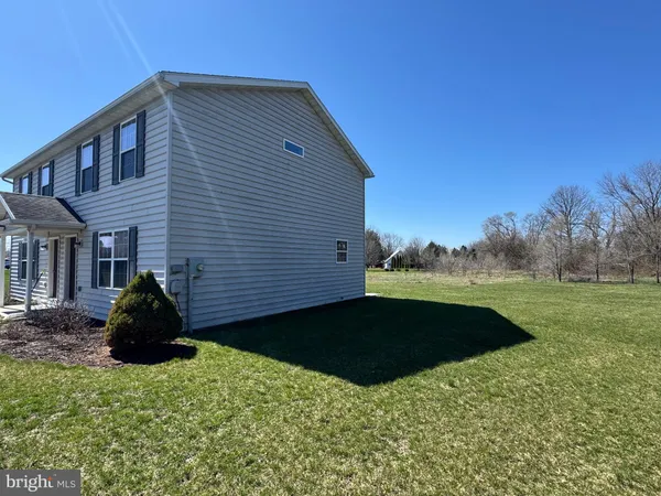 $1,300 | 145 Fayette Street, Fayetteville, PA 17222