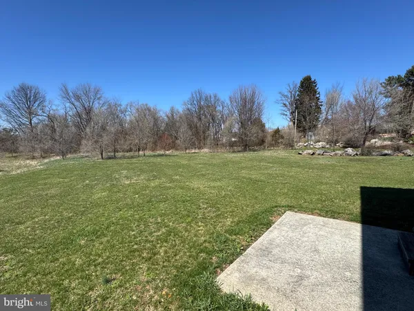 $1,300 | 145 Fayette Street, Fayetteville, PA 17222