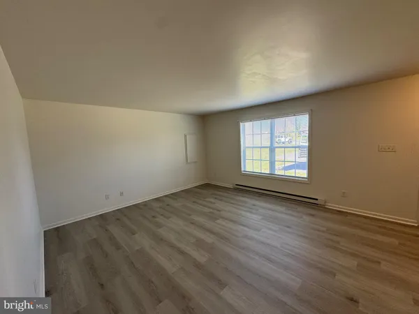 $1,300 | 145 Fayette Street, Fayetteville, PA 17222