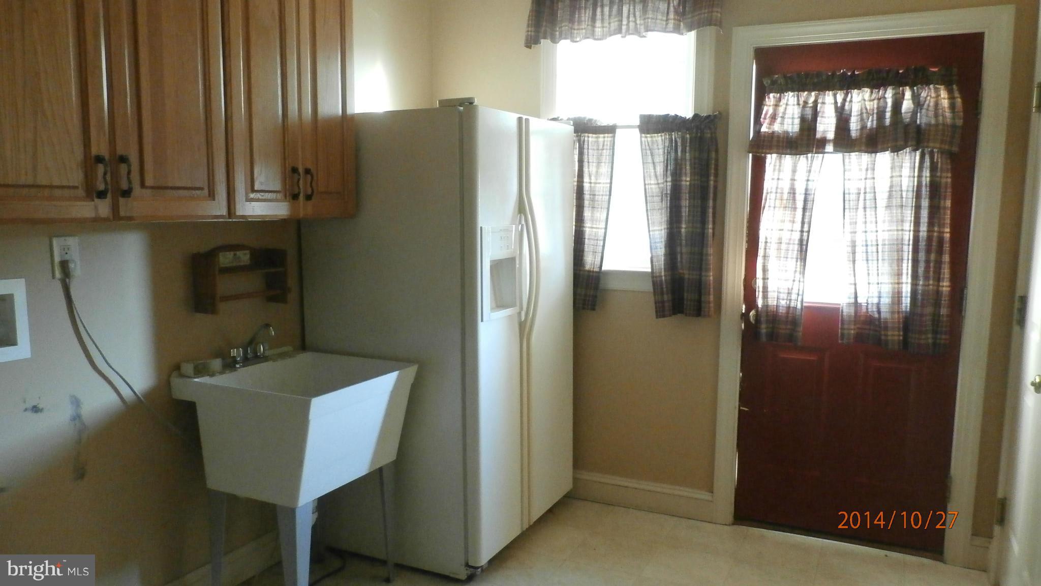 935 Stone Chapel Road Westminster, MD 21157 - Photo 10 of 30 Laundry Room