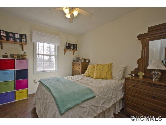 41 Vehorn Road Fairview, NC 28730 - Photo 14 of 19 Gallery Image 14