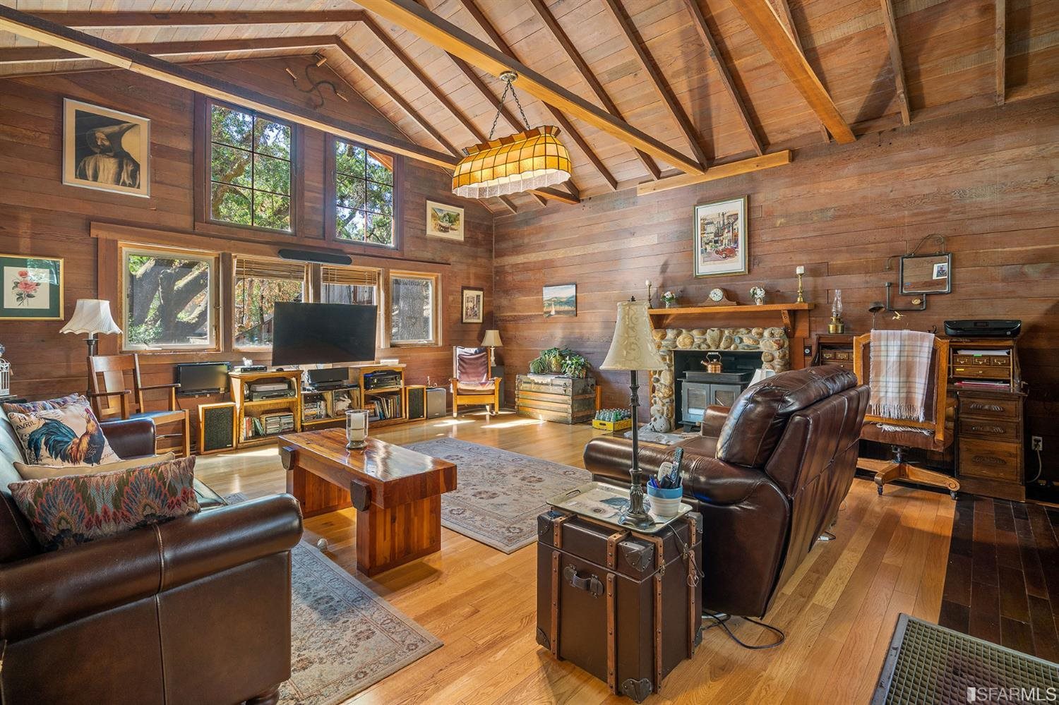 201 Castle Hill Ranch Road Walnut Creek, CA 94595 - Photo 9 of 44 a outdoor living space with patio furniture