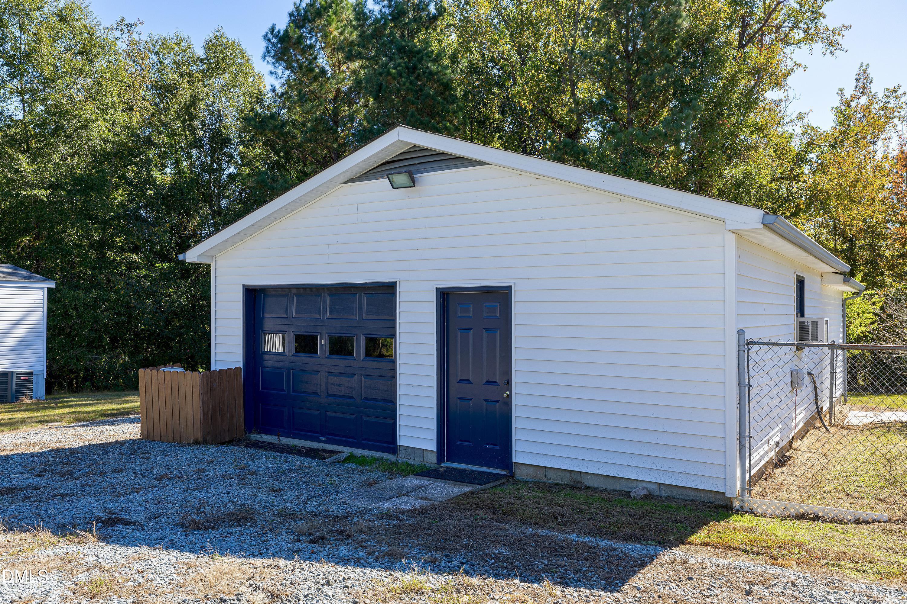 5706 Cheek Road Durham, NC 27704 - Photo 50 of 70 Scene-35