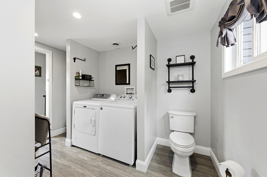 21 Pleasant Street Merrimac, MA 01860 - Photo 8 of 40