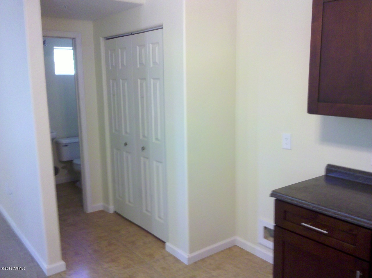 3250 West Greenway Road, Unit 112 Phoenix, AZ 85053 - Photo 4 of 8 IMG_20121003_151332