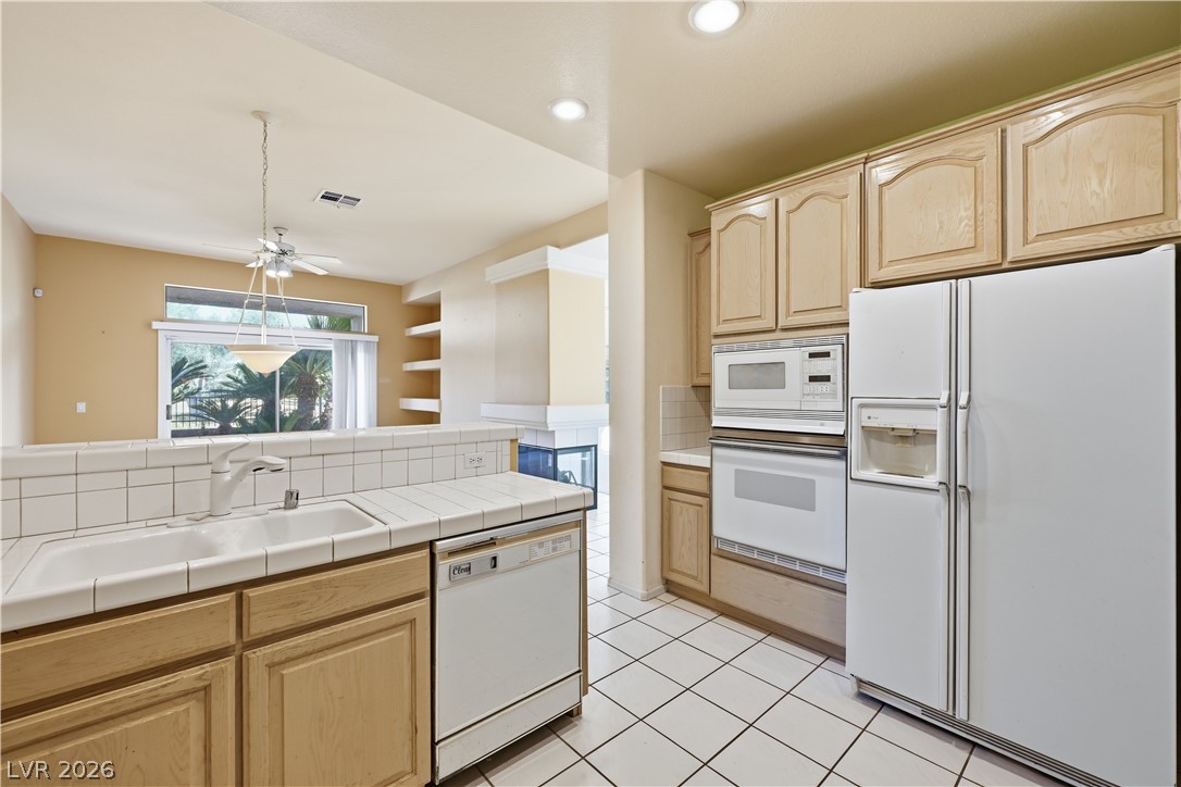 9236 Eagle Ridge Drive Las Vegas, NV 89134 - Photo 20 of 47