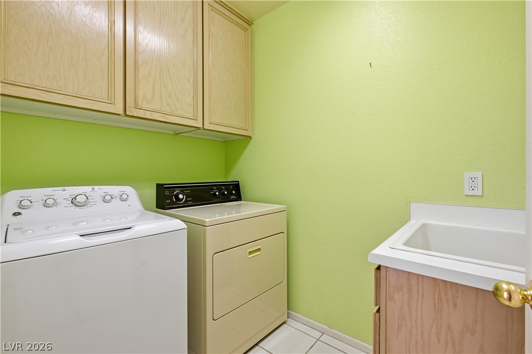 9236 Eagle Ridge Drive Las Vegas, NV 89134 - Photo 21 of 47