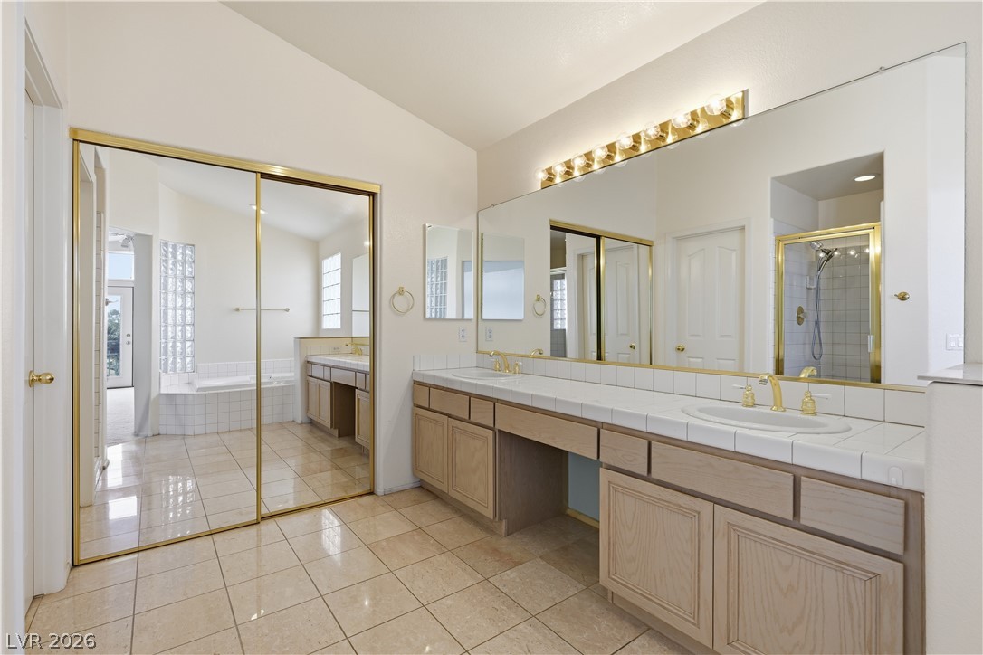 9236 Eagle Ridge Drive Las Vegas, NV 89134 - Photo 28 of 47