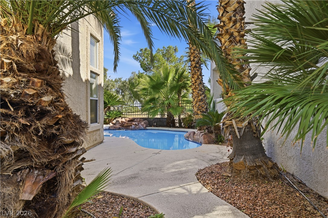 9236 Eagle Ridge Drive Las Vegas, NV 89134 - Photo 43 of 47
