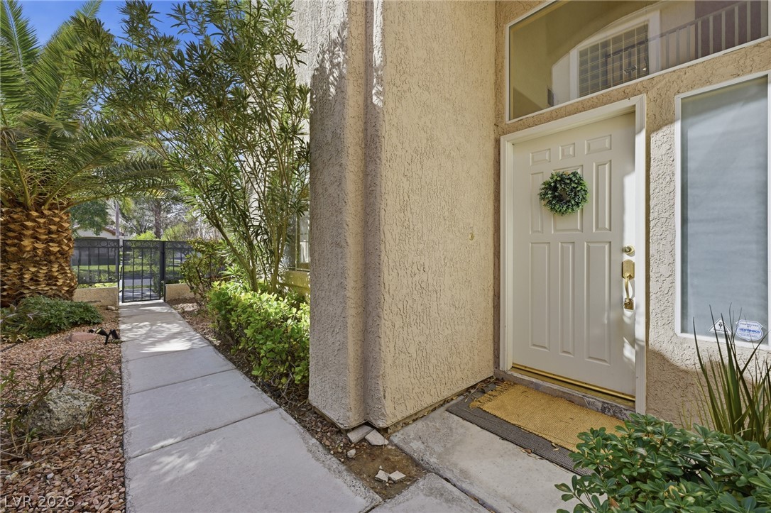 9236 Eagle Ridge Drive Las Vegas, NV 89134 - Photo 6 of 47