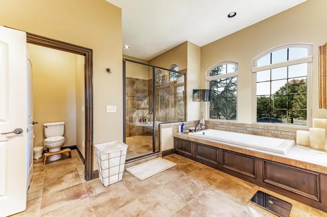 $949,900 | 3606 North Beach Club Circle, Wichita, KS 67205