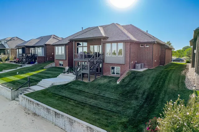$949,900 | 3606 North Beach Club Circle, Wichita, KS 67205