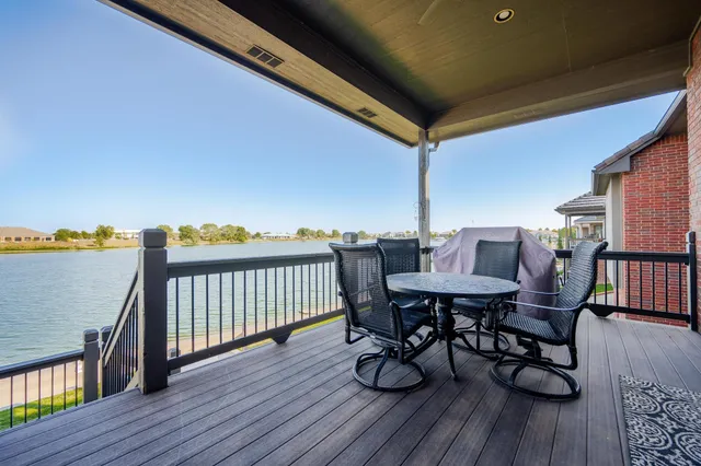 $949,900 | 3606 North Beach Club Circle, Wichita, KS 67205