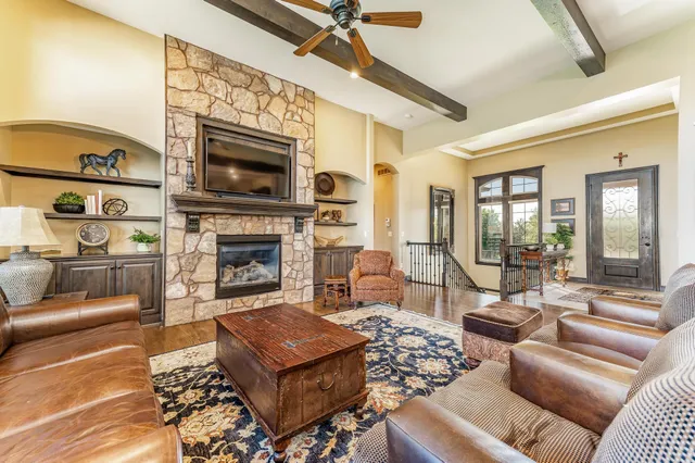 $949,900 | 3606 North Beach Club Circle, Wichita, KS 67205