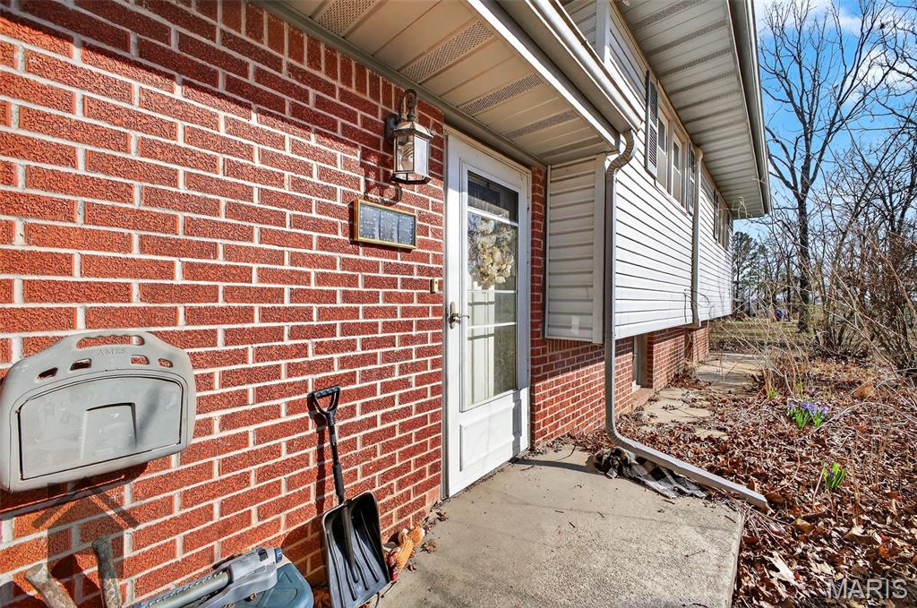 803 Paris Road Waynesville, MO 65583 - Photo 3 of 50