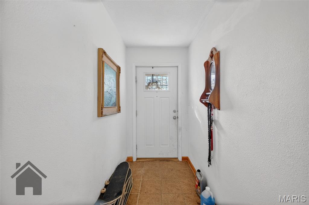 803 Paris Road Waynesville, MO 65583 - Photo 4 of 50