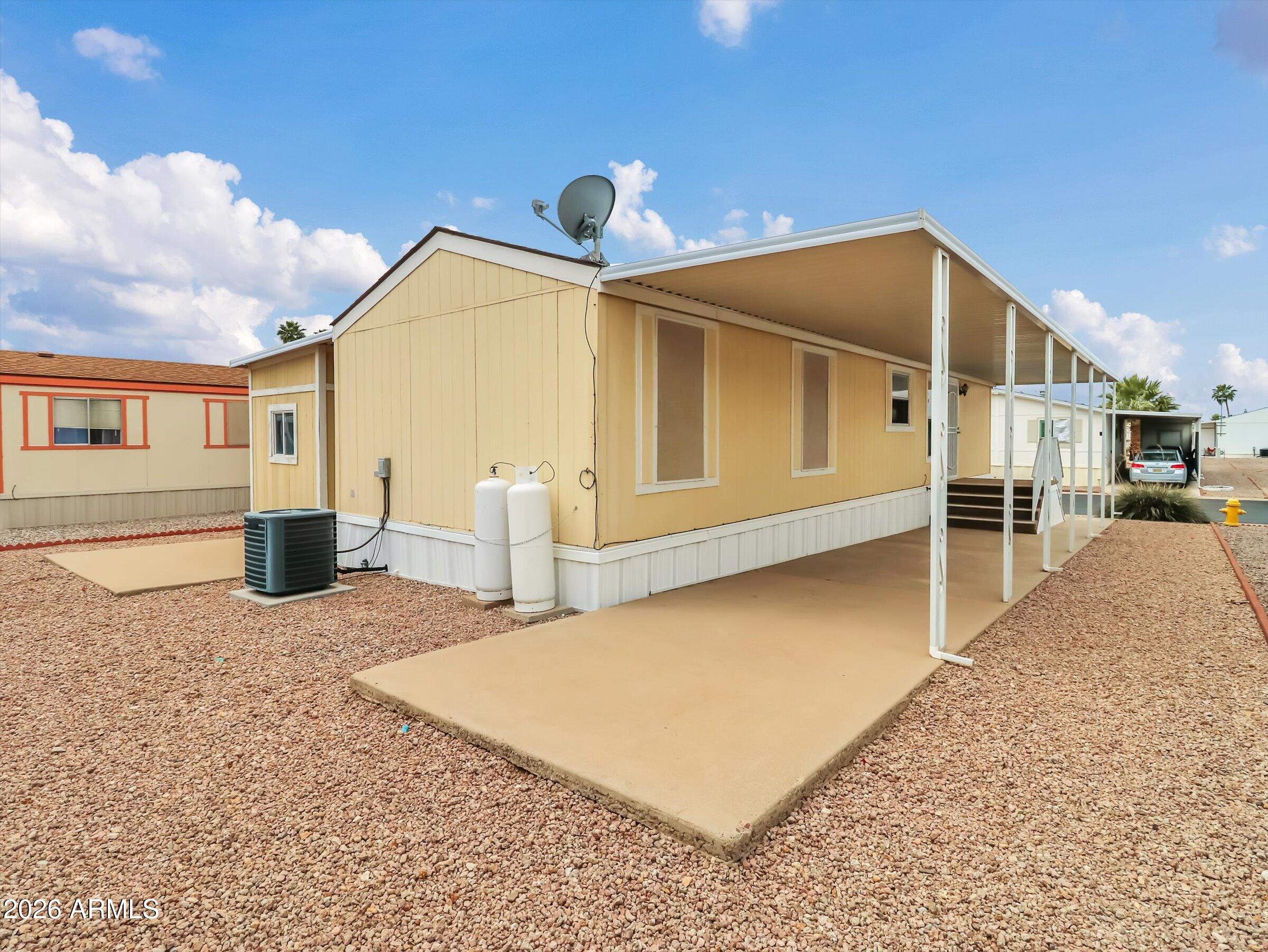 301 South Signal Butte Road, Unit 827 Apache Junction, AZ 85120 - Photo 20 of 29 rear view