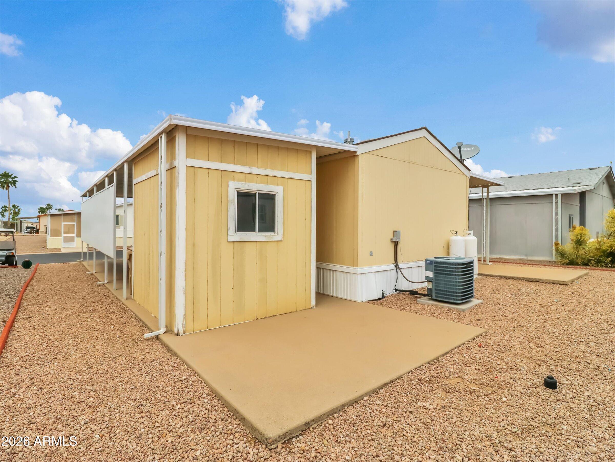 301 South Signal Butte Road, Unit 827 Apache Junction, AZ 85120 - Photo 21 of 29 rear view