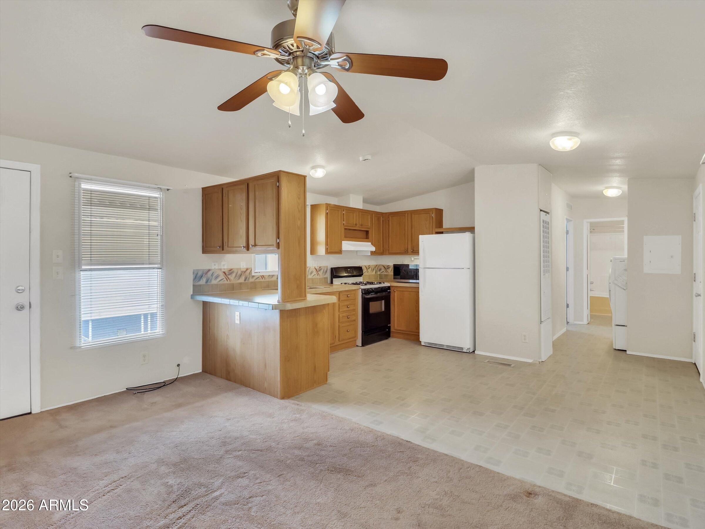 301 South Signal Butte Road, Unit 827 Apache Junction, AZ 85120 - Photo 4 of 29 09-301 S Signal Butte Road-9