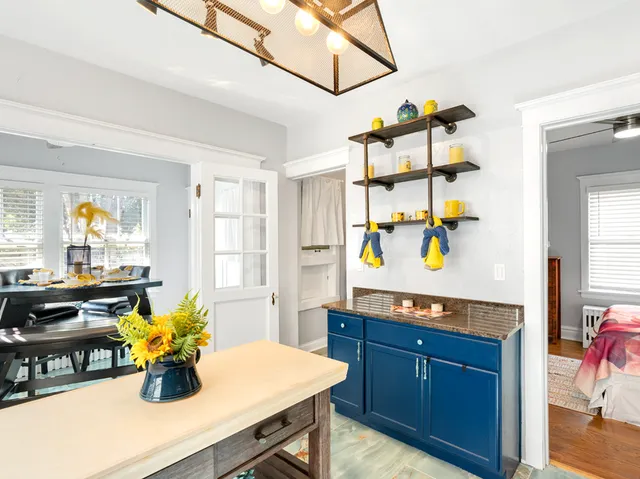 $3,450 | 1926 Wisconsin Avenue, Berwyn, IL 60402