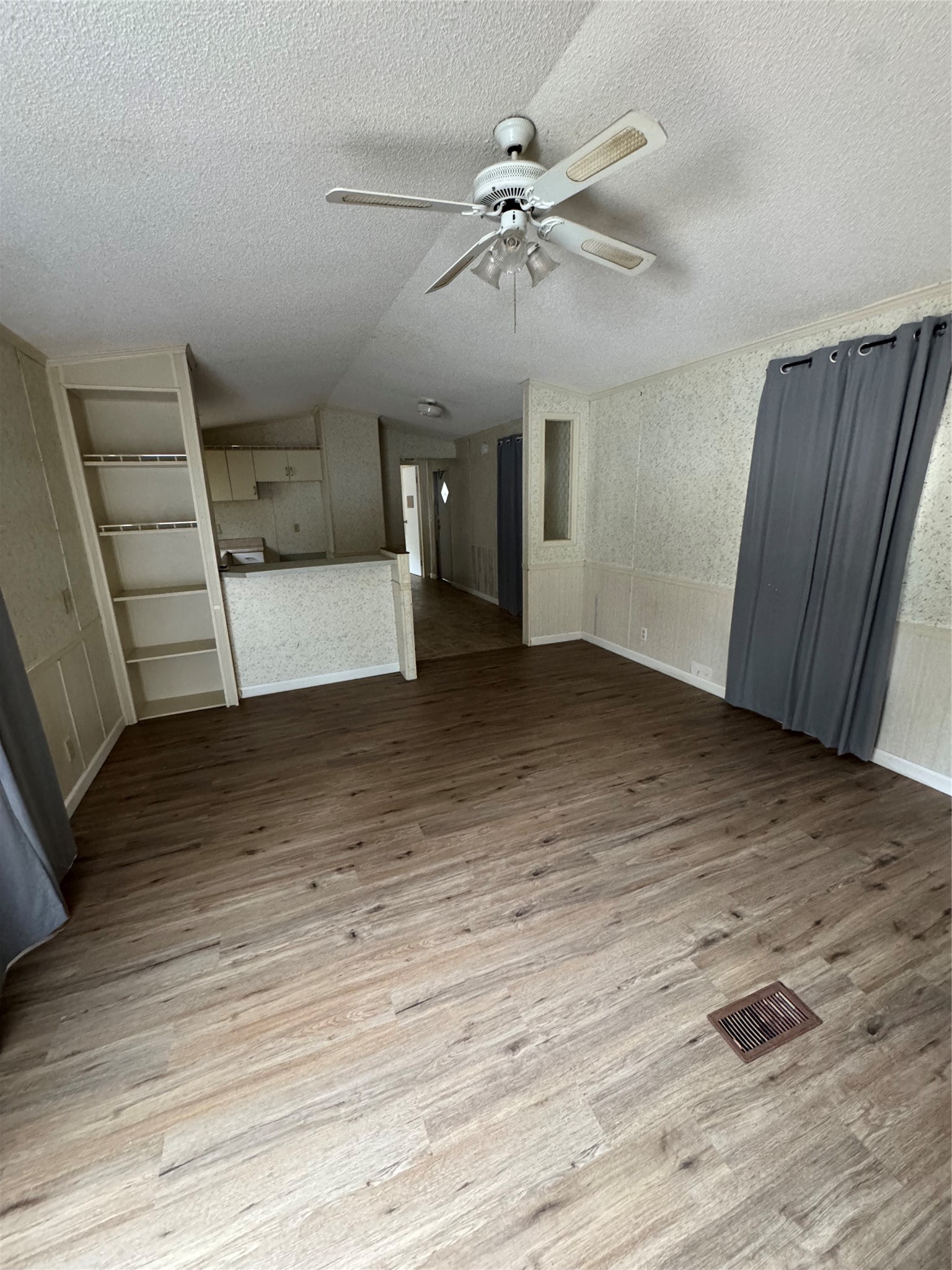 3107 Violet Street Needville, TX 77461 - Photo 3 of 17