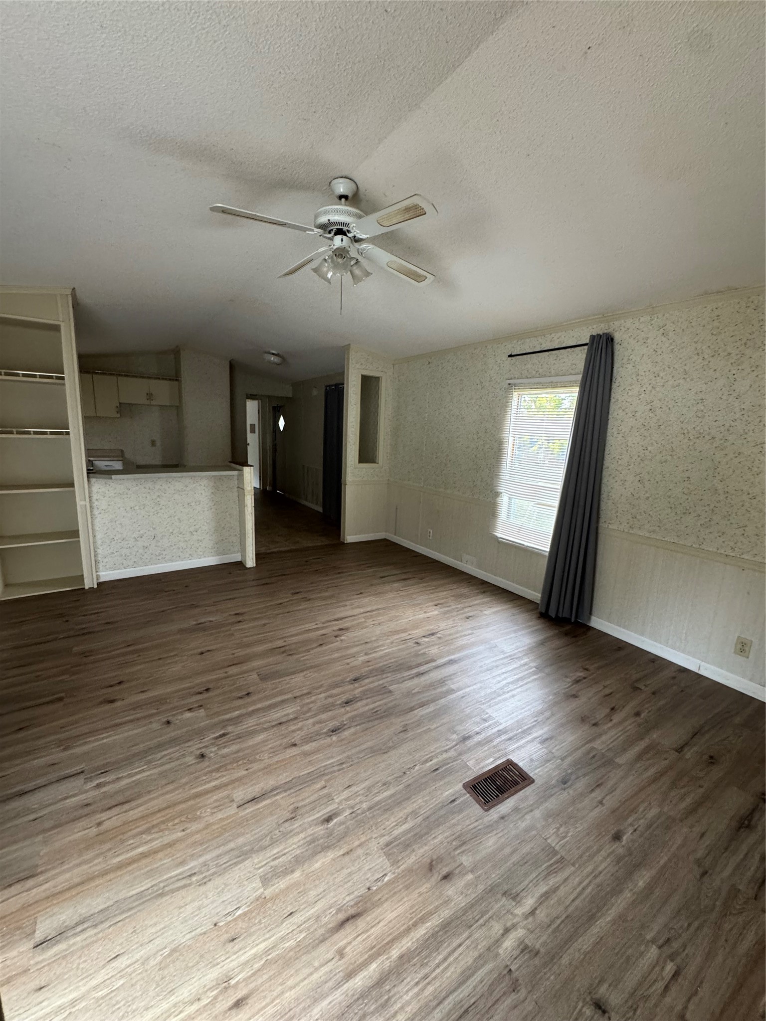 3107 Violet Street Needville, TX 77461 - Photo 4 of 17